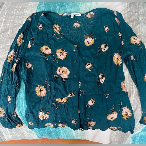 Collective Concepts Yorkshire Peplum Top - Picture 3 of 6